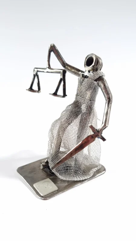 Diosa de la justicia - Image 2